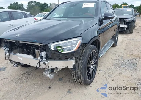 2022 Mercedes-Benz Glc 300 Suv z USA, uszkodzony, nr VIN W1N0G8DB2NV362386